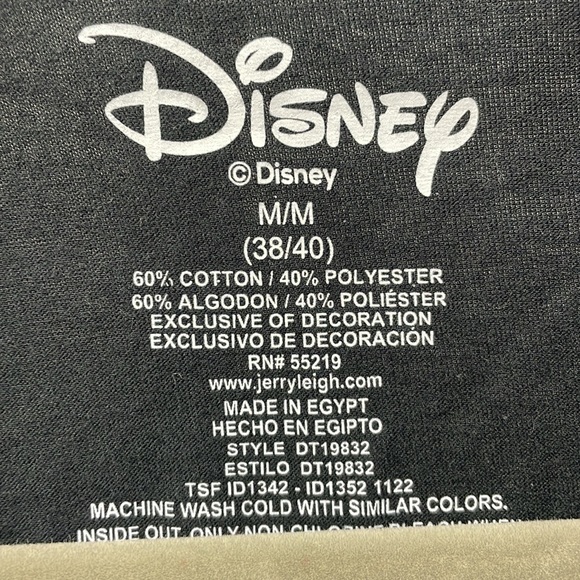 Disney embroidered Mickey Mouse stepping out of pocket size medium tee s… - Picture 4 of 5